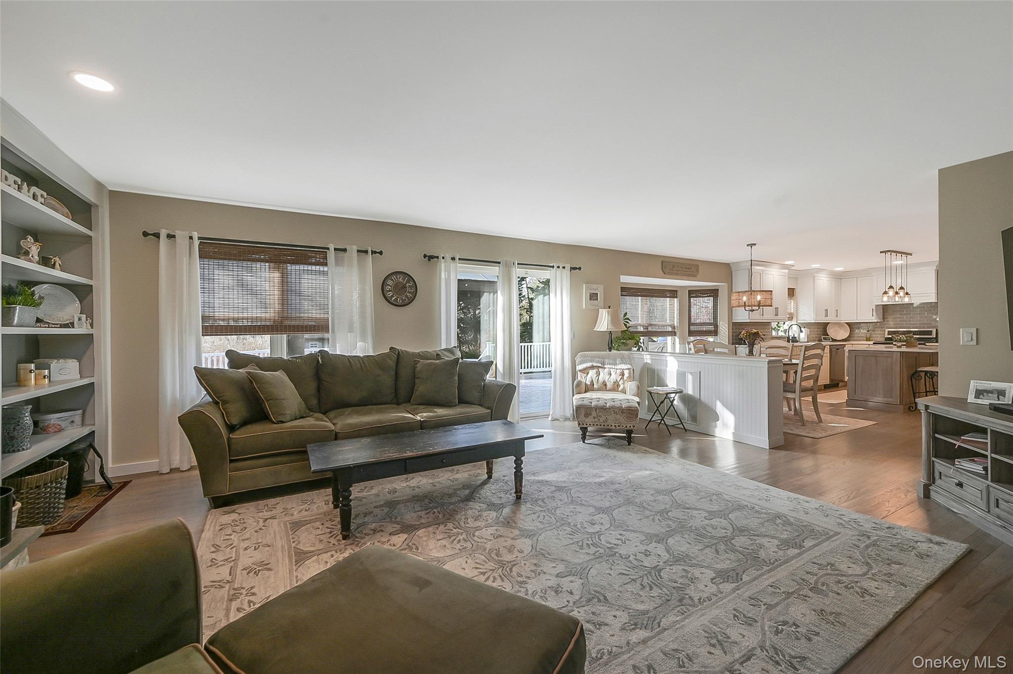 #20 photo, 4 Apple Lane, Wading River , NY 11792