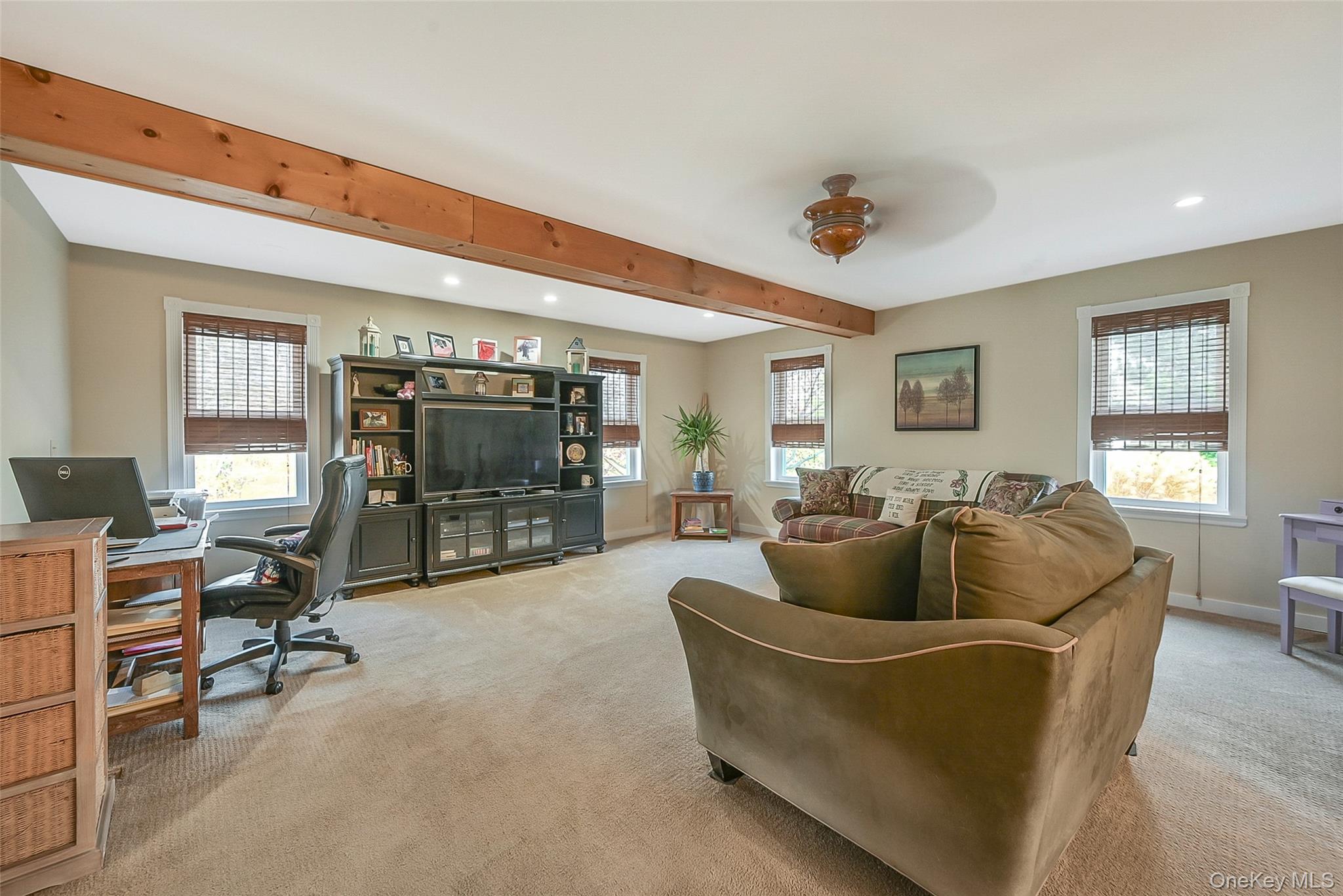 #7 photo, 4 Apple Lane, Wading River , NY 11792