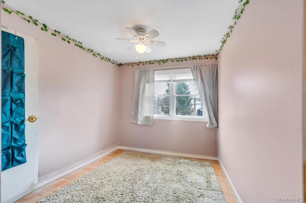 #11 photo, 175 Shelby Avenue, سوفولك Holbrook , NY 11741