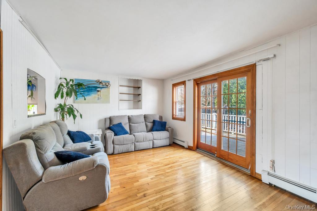 #6 photo, 175 Shelby Avenue, سوفولك Holbrook , NY 11741