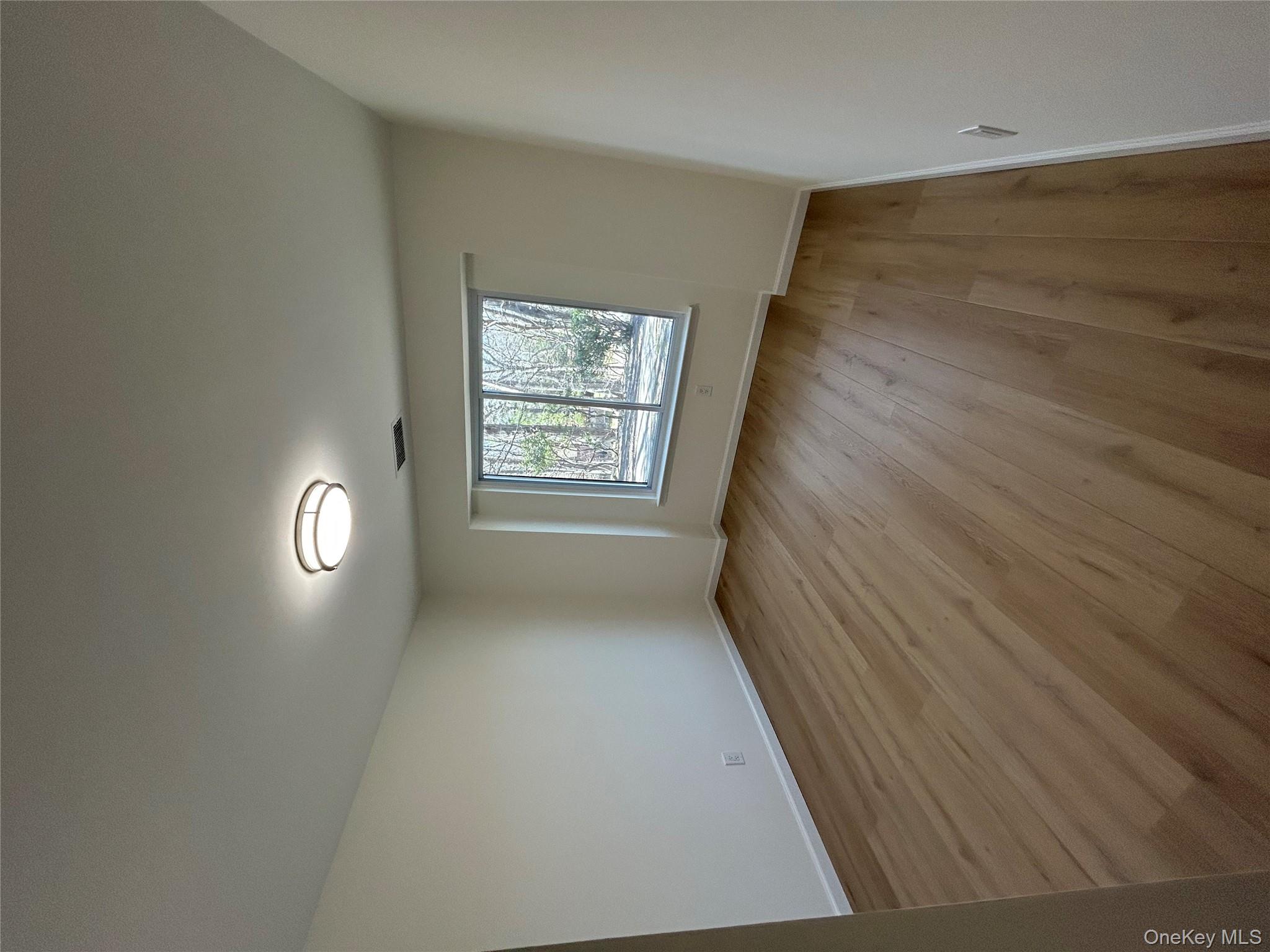 #9 photo, 341 Woodland Court, Coram , NY 11727