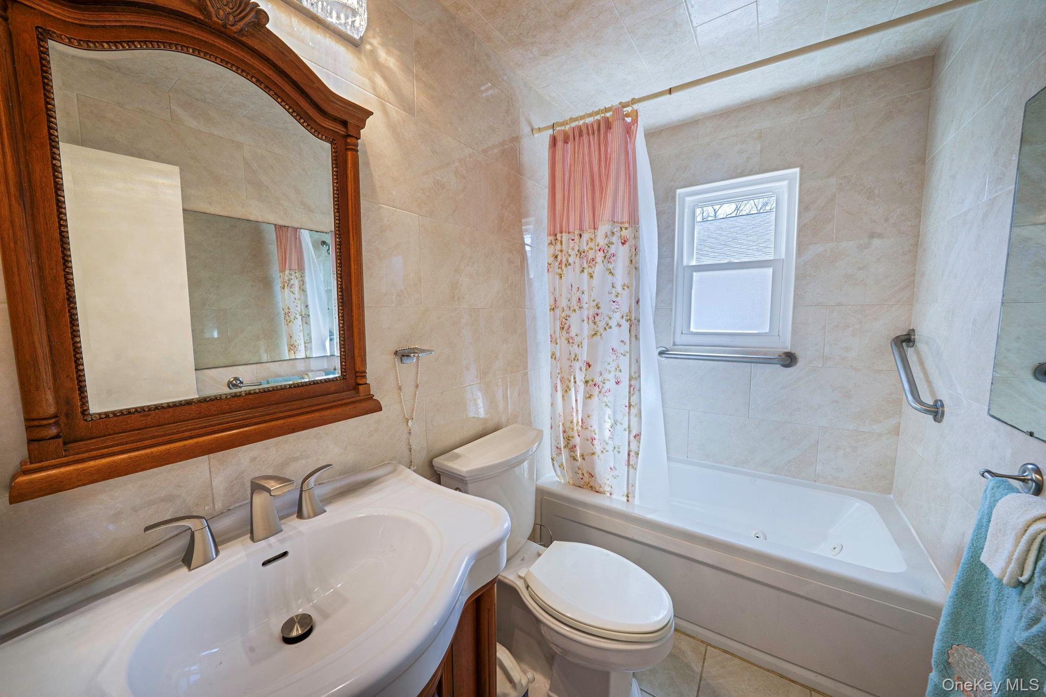 #18 photo, 600 Astor Street, ナッソー郡 Elmont , NY 11003