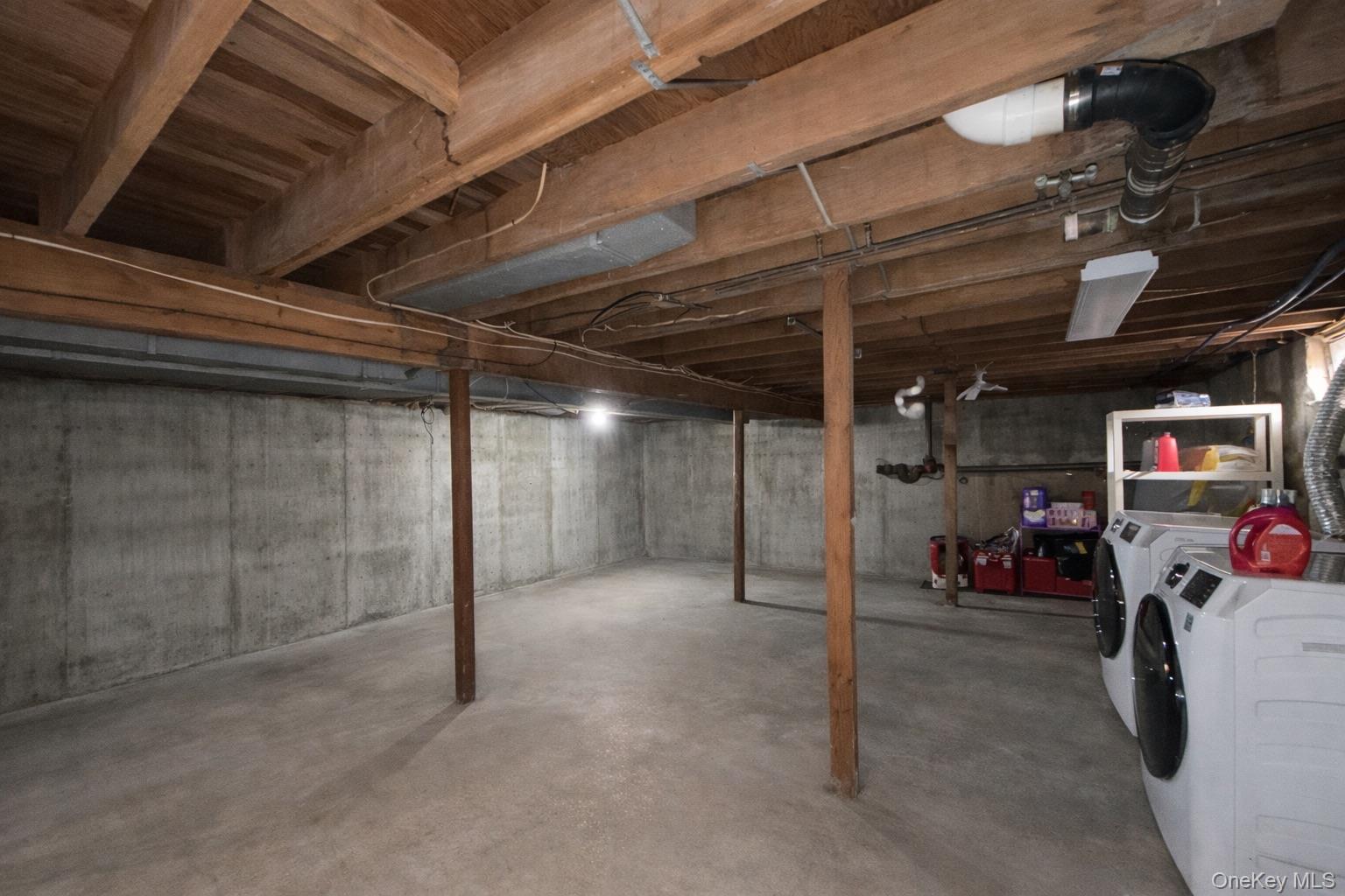 #13 photo, 3 Louise Court, Hampton Bays , NY 11946