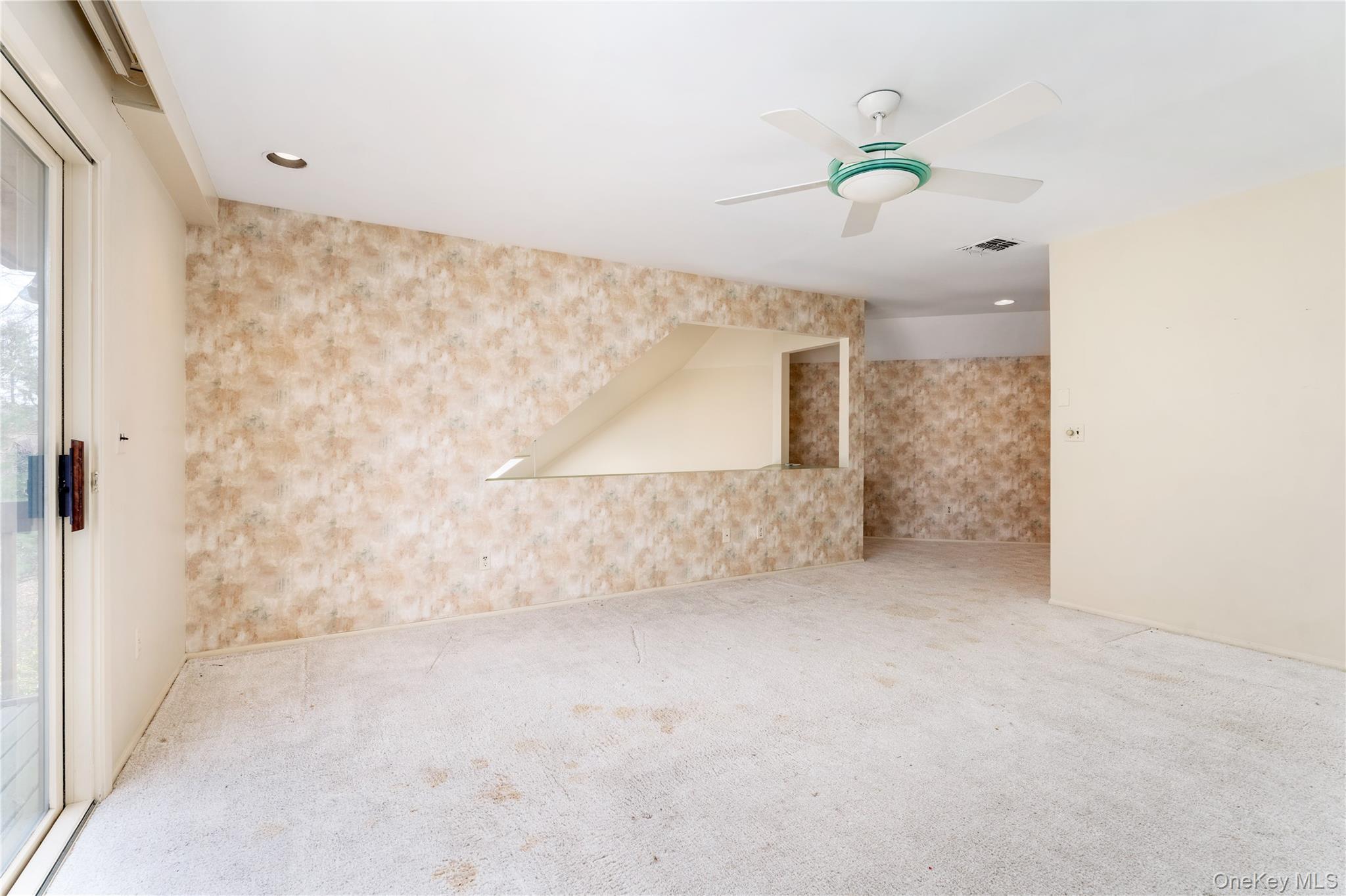 #18 photo, 10 Hunters Trail, Wading River , NY 11792