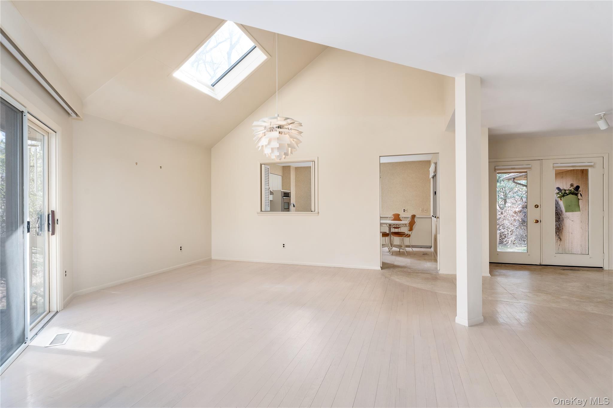 #3 photo, 10 Hunters Trail, Wading River , NY 11792