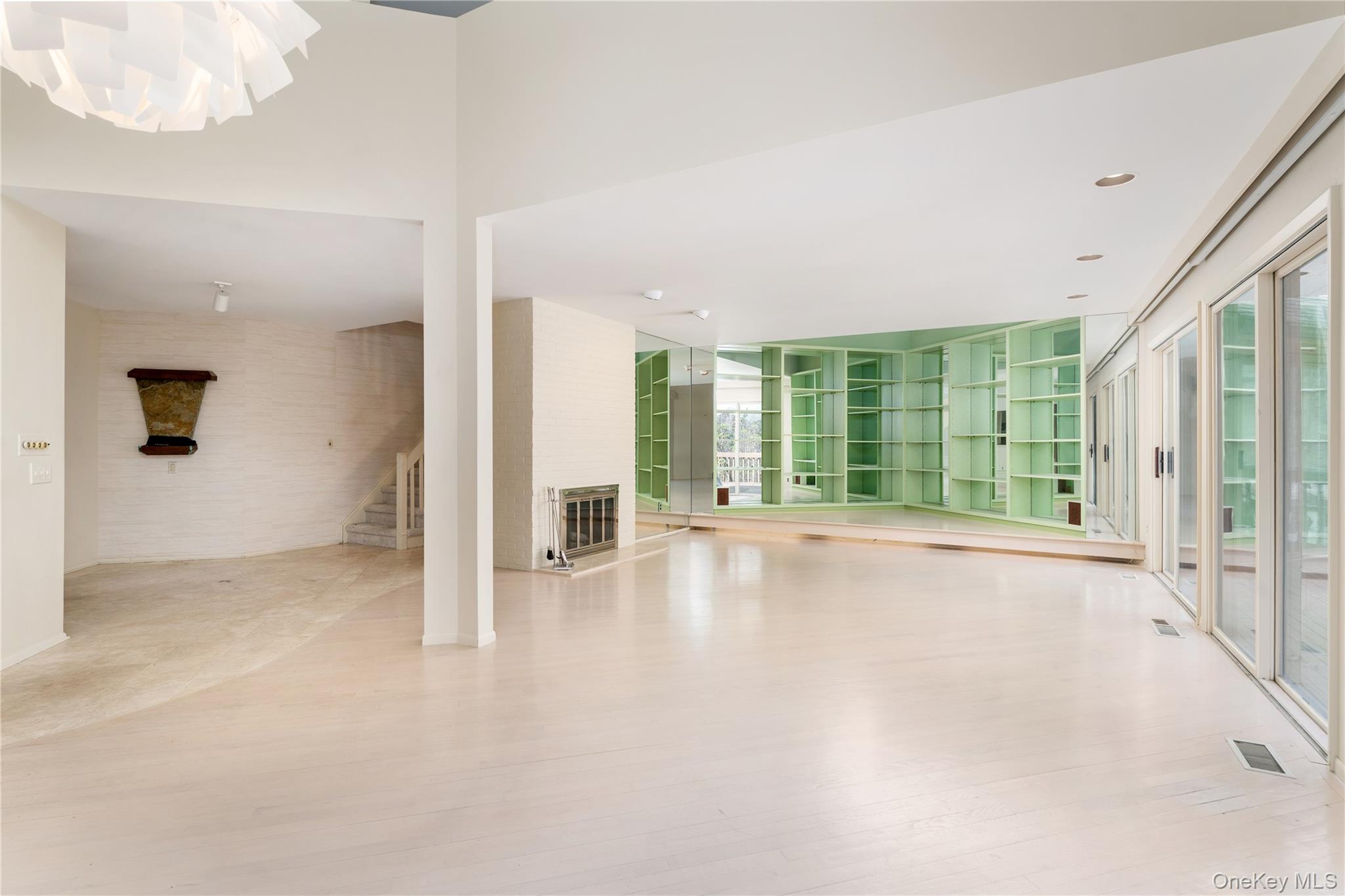 #5 photo, 10 Hunters Trail, Wading River , NY 11792