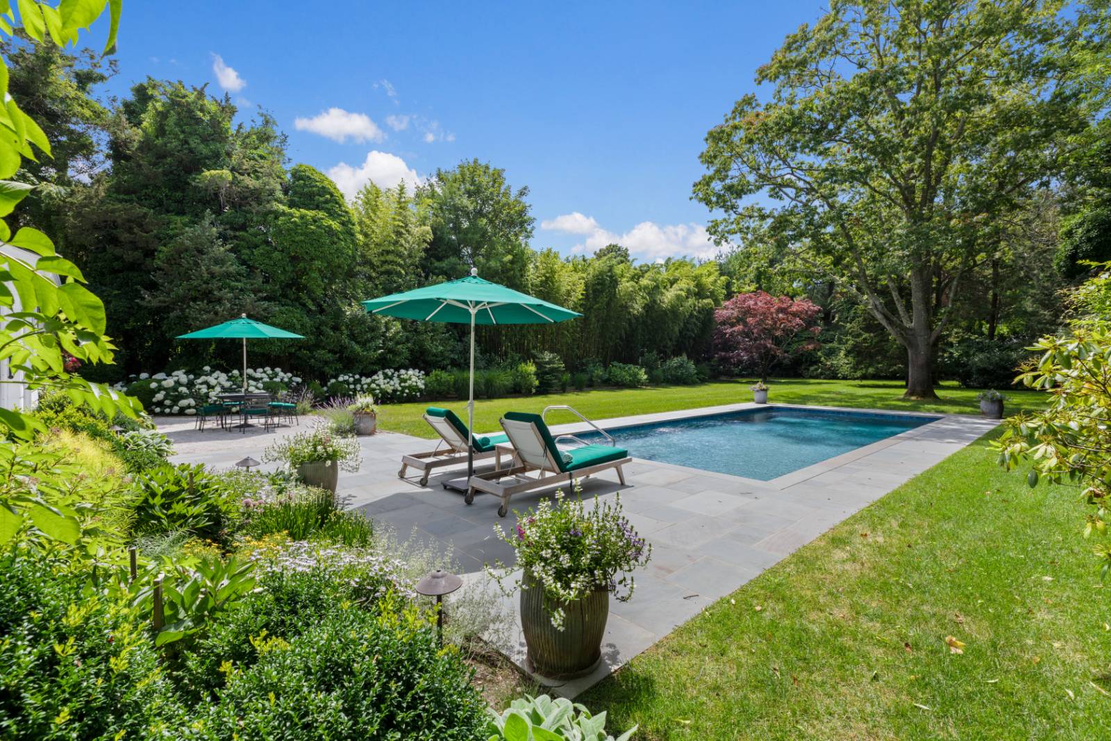 #7 photo, 32 THORNHEDGE ROAD, سوفولك BELLPORT VILLAGE , NY 11713