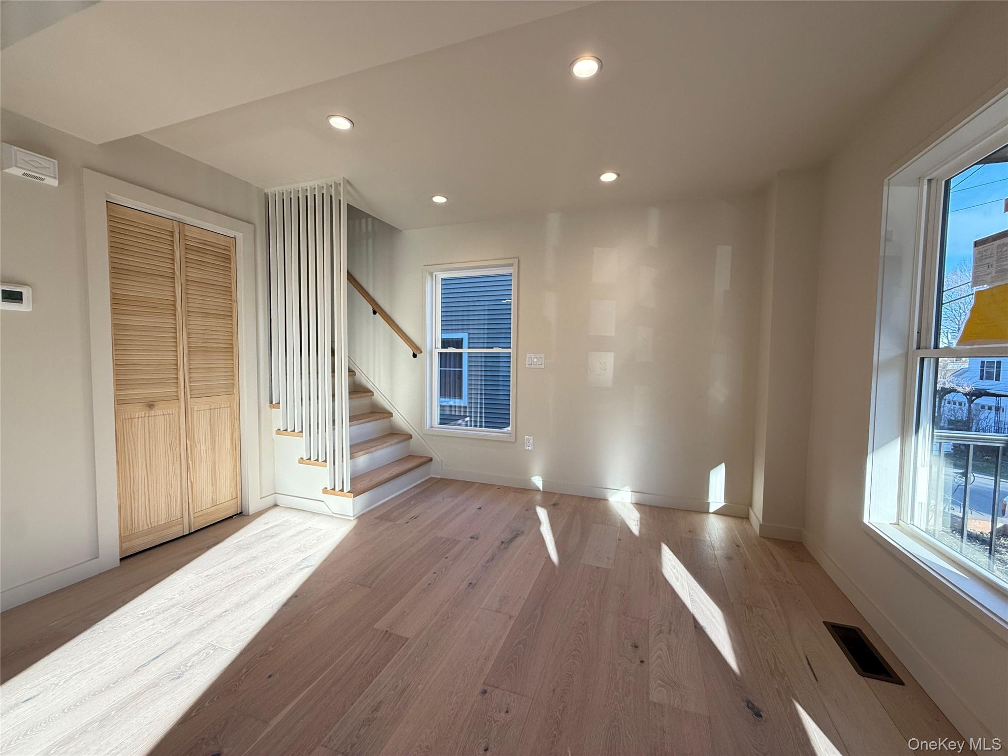 #19 photo, 39 Falconer Street, Beacon , NY 12508