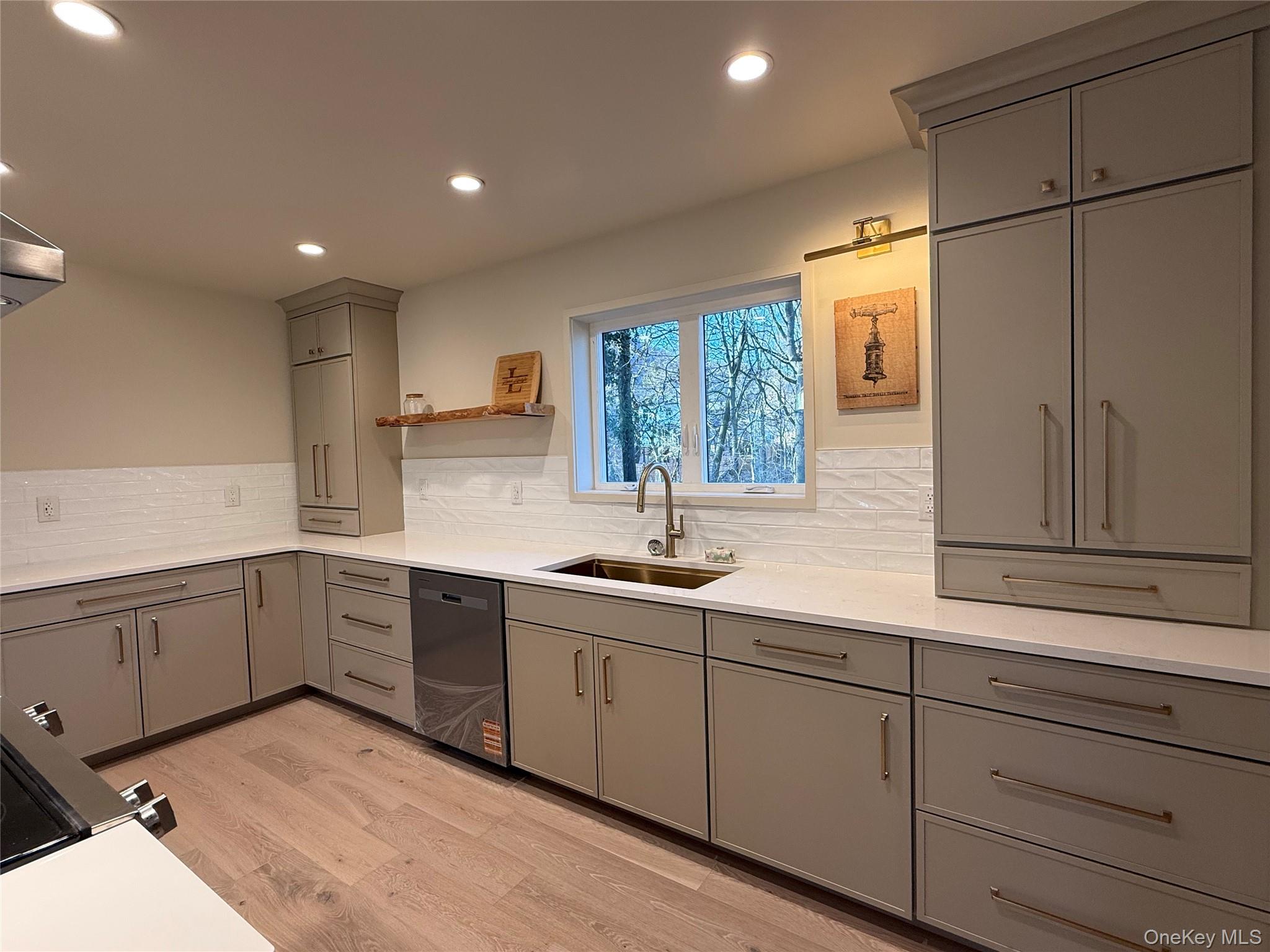 #3 photo, 39 Falconer Street, Beacon , NY 12508