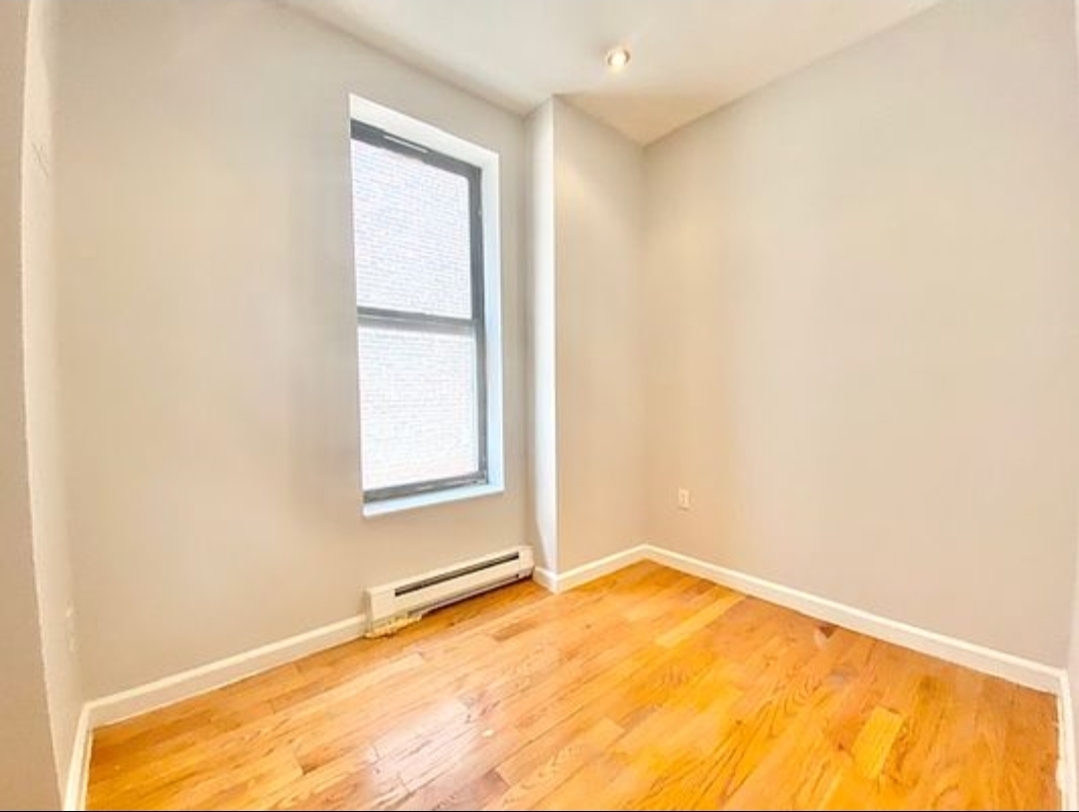 #4 photo, New York City, West Harlem , NY 10026