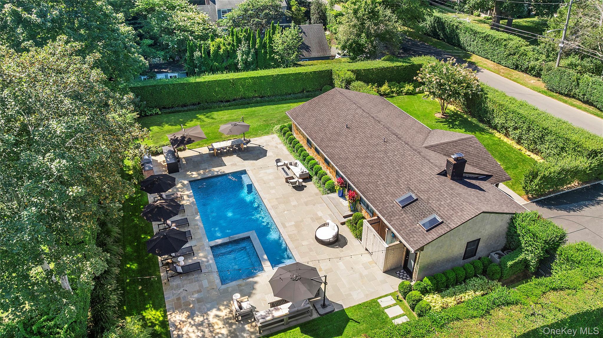 #3 photo, 30 Breese Lane, Southampton , NY 11968