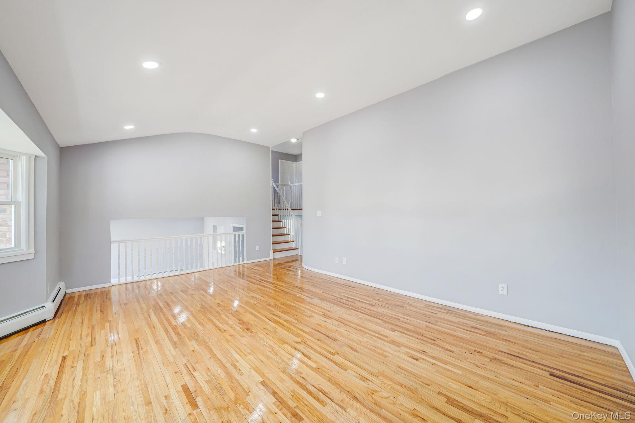 #19 photo, 1 Yardley Lane, Nesconset , NY 11767