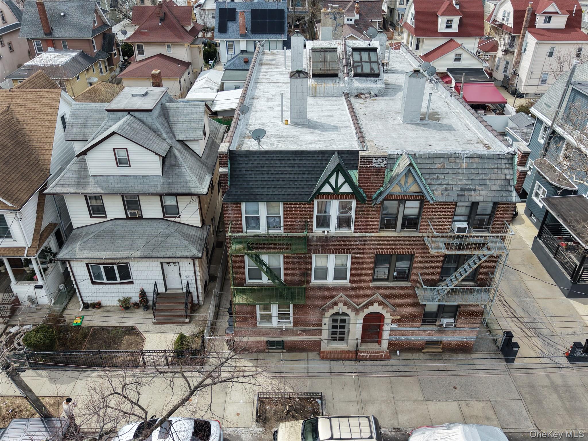 #4 photo, 8732 114th Street, Richmond Hill , NY 11418