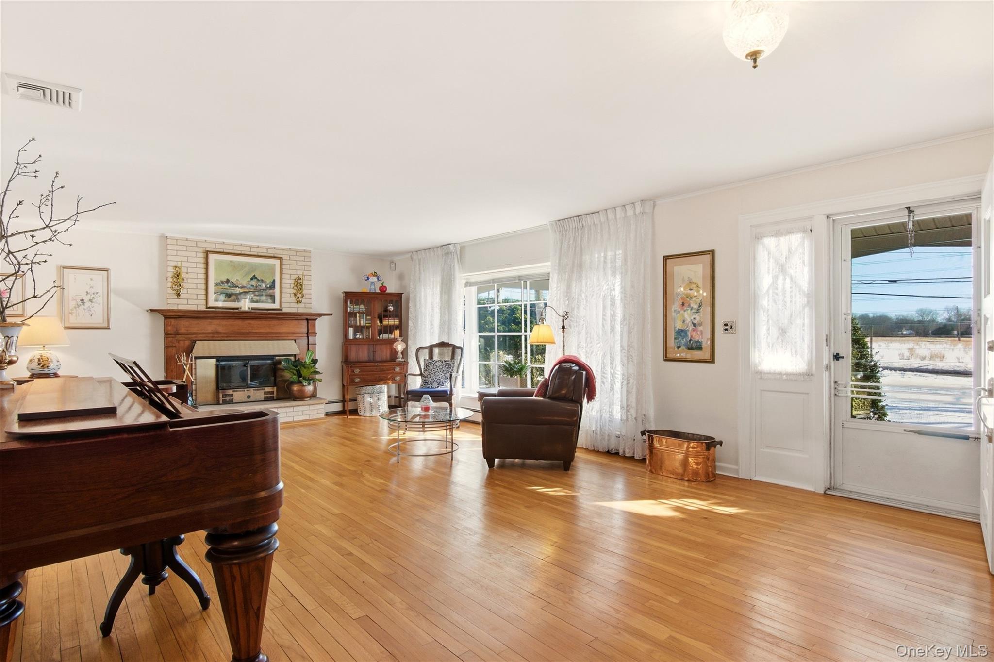 #3 photo, 83 Woodlawn Avenue, East Moriches , NY 11940