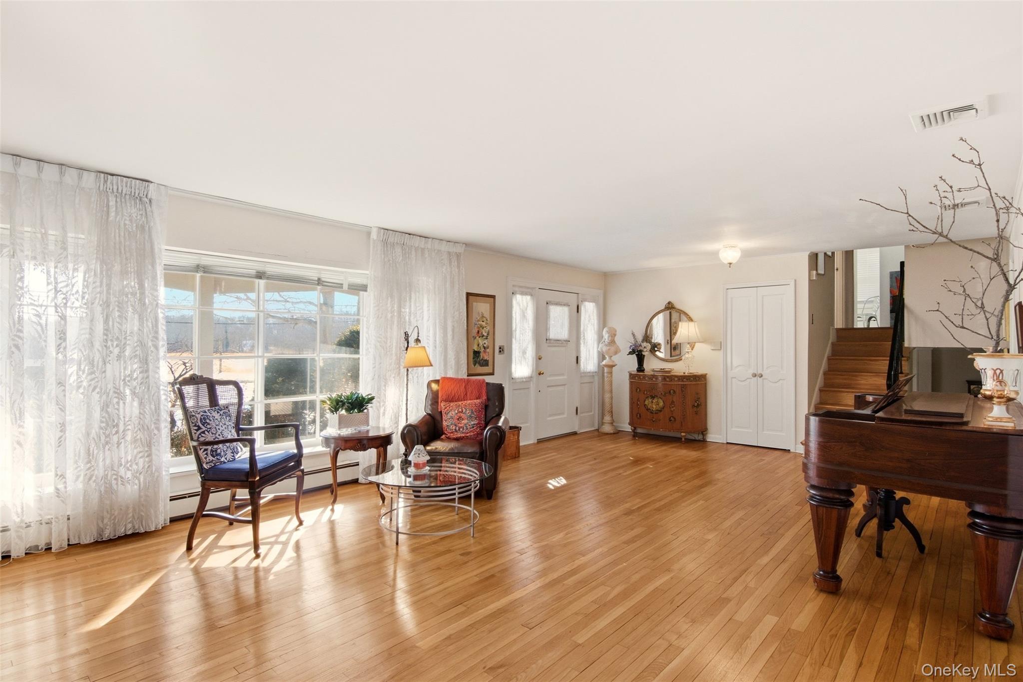 #4 photo, 83 Woodlawn Avenue, East Moriches , NY 11940