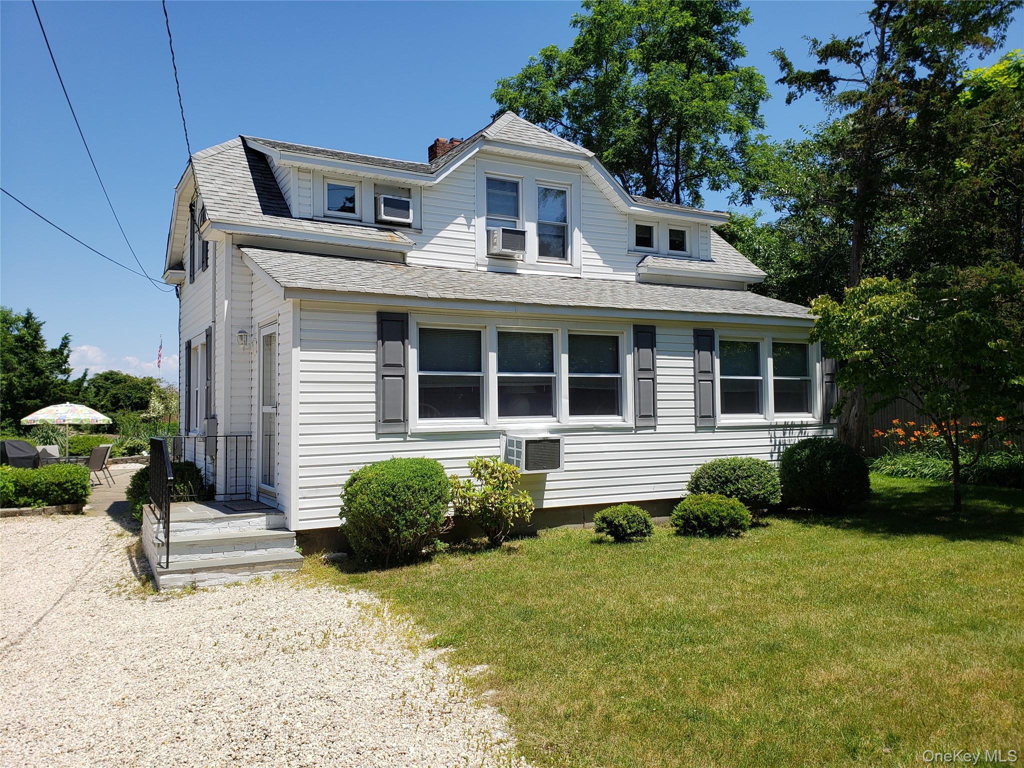 #1 photo, 252 Asharoken Avenue, Northport , NY 11768