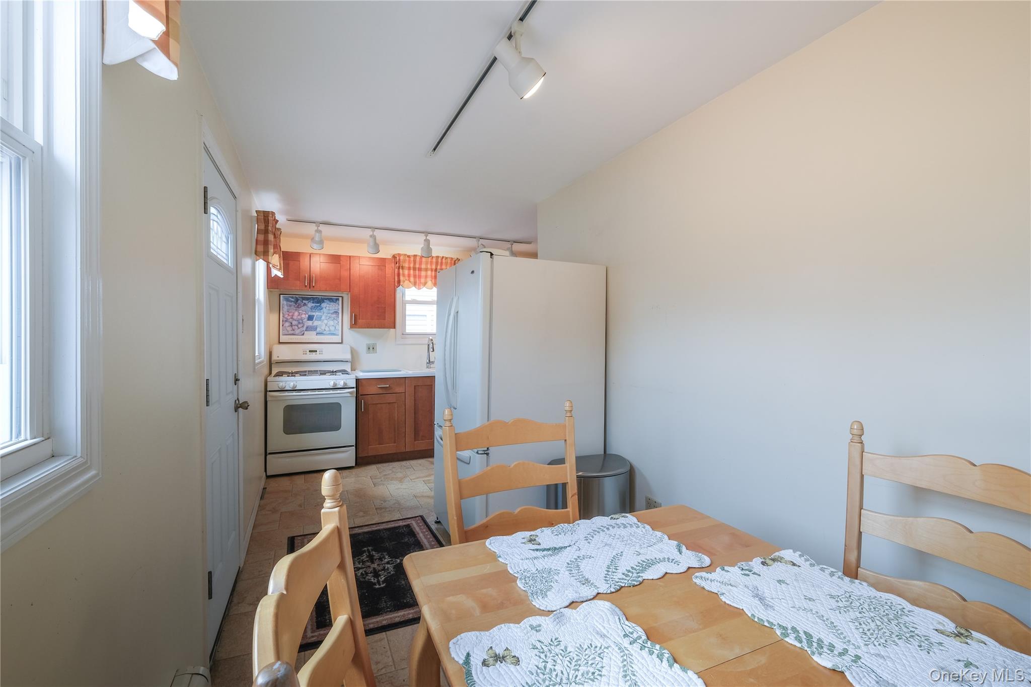 #14 photo, Valley Stream, Valley Stream , NY 11581