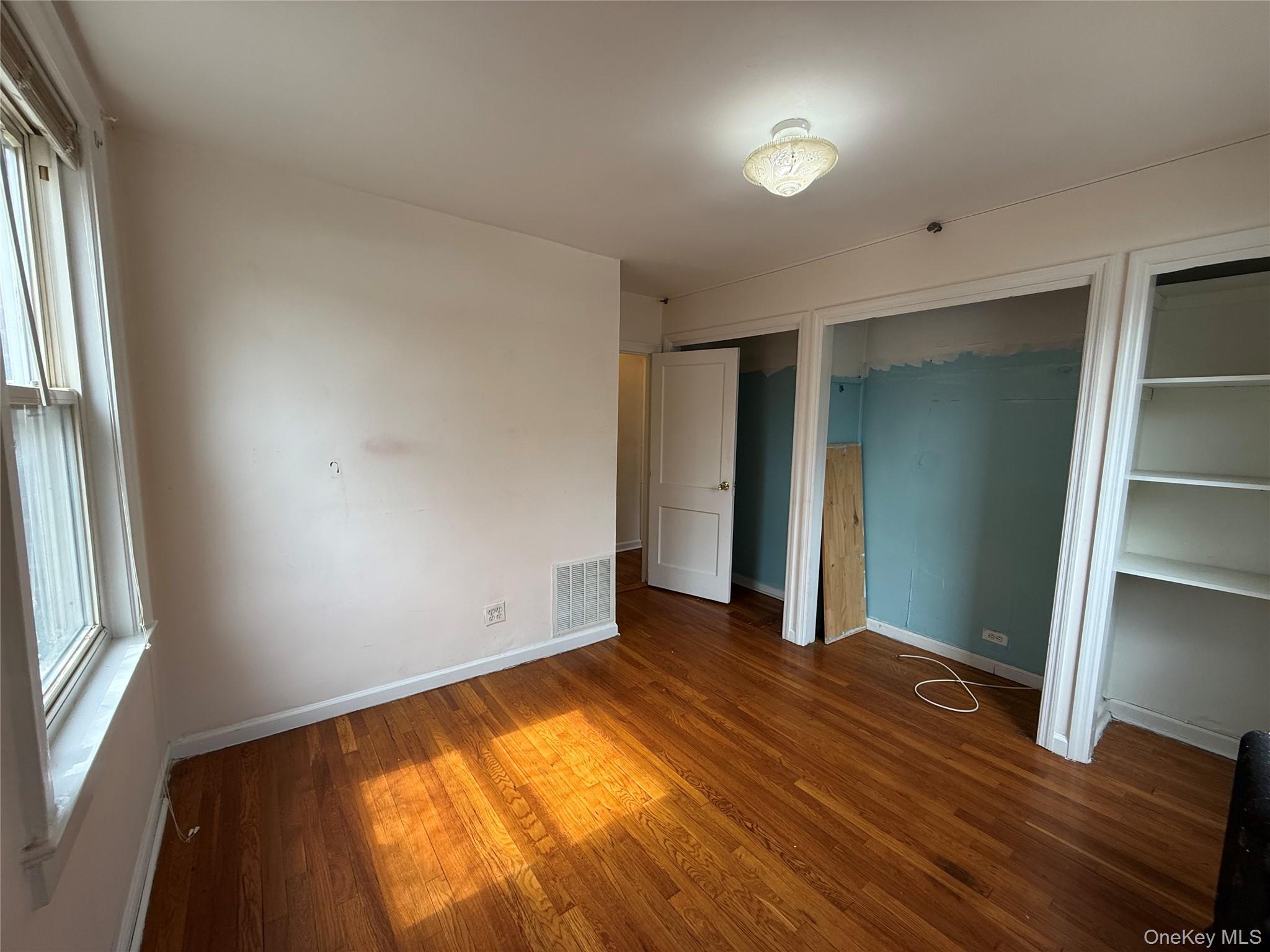 #2 photo, 4030 44th Street, Sunnyside , NY 11104