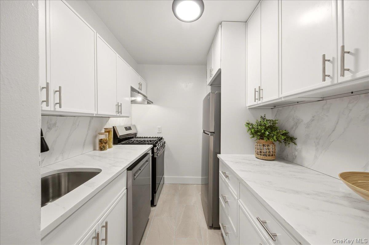 #15 photo, 610 Waring Avenue, Bronx , NY 10467