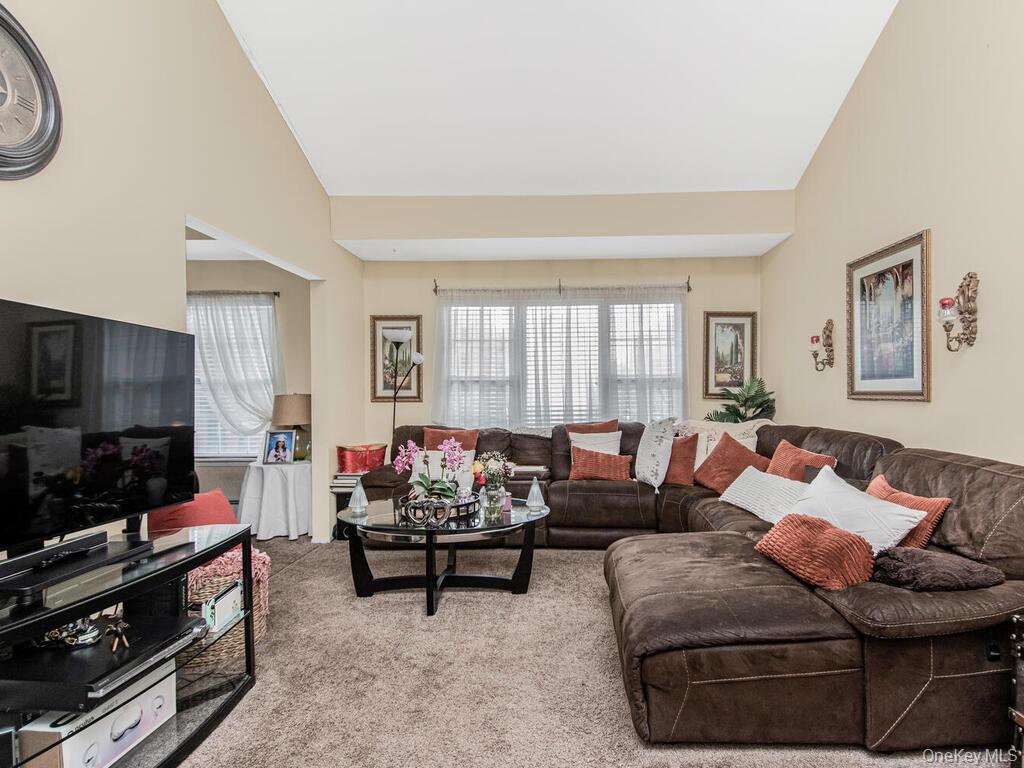 #10 photo, 1568 Bryant Avenue, Bronx , NY 10460