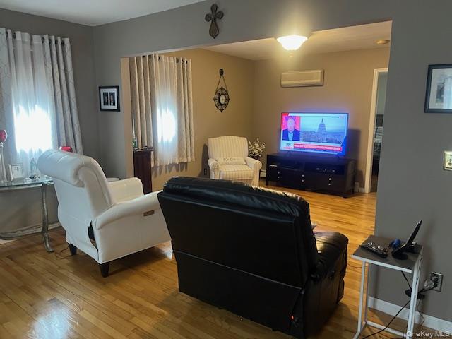 #3 photo, 29 Tina Lane, Hopewell Junction , NY 12533