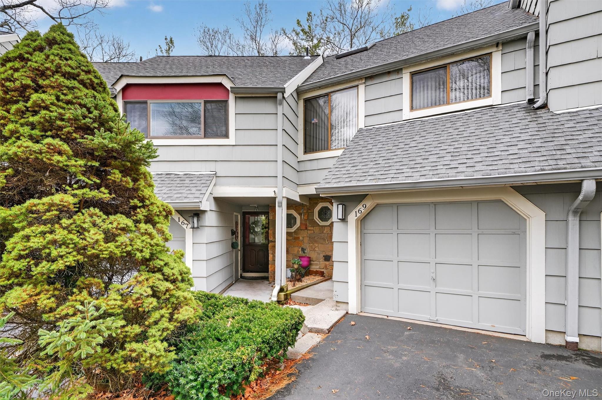 #2 photo, 169 Treetop Circle, Nanuet , NY 10954