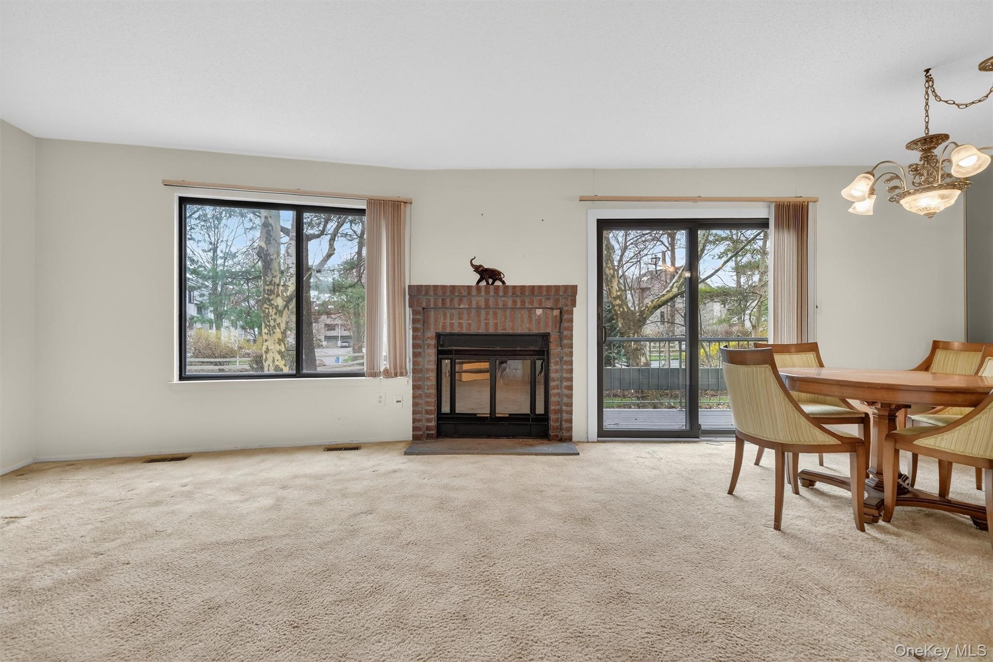 #8 photo, 169 Treetop Circle, Nanuet , NY 10954