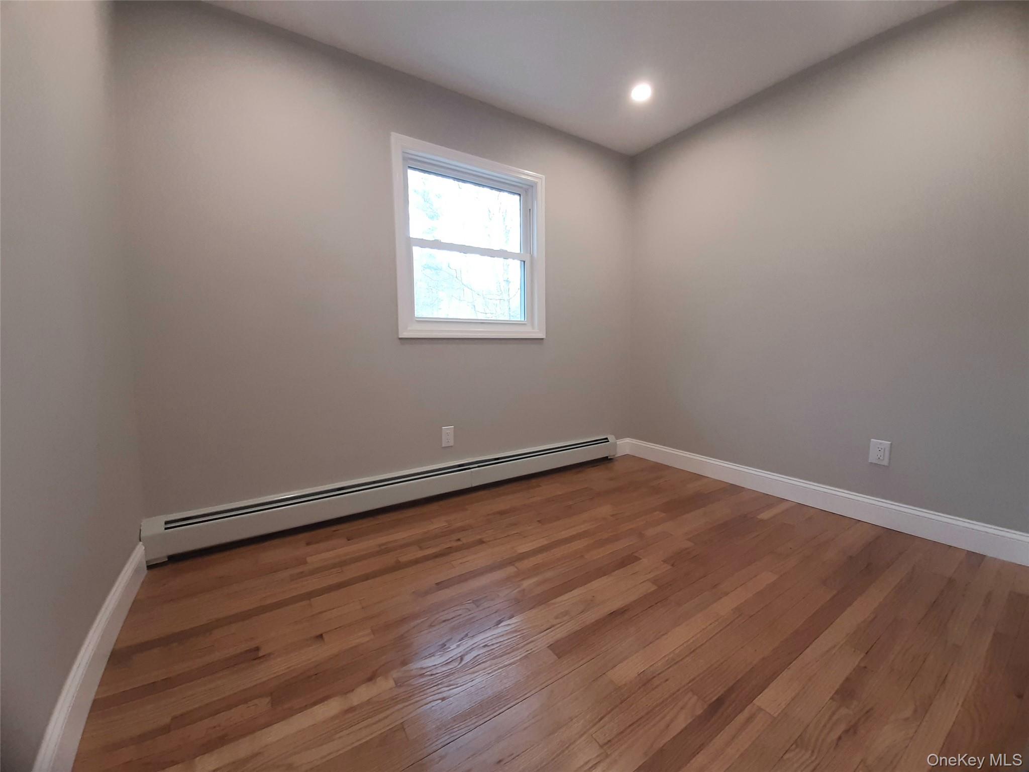 #10 photo, 38 Pine Woods Road, Hyde Park , NY 12538