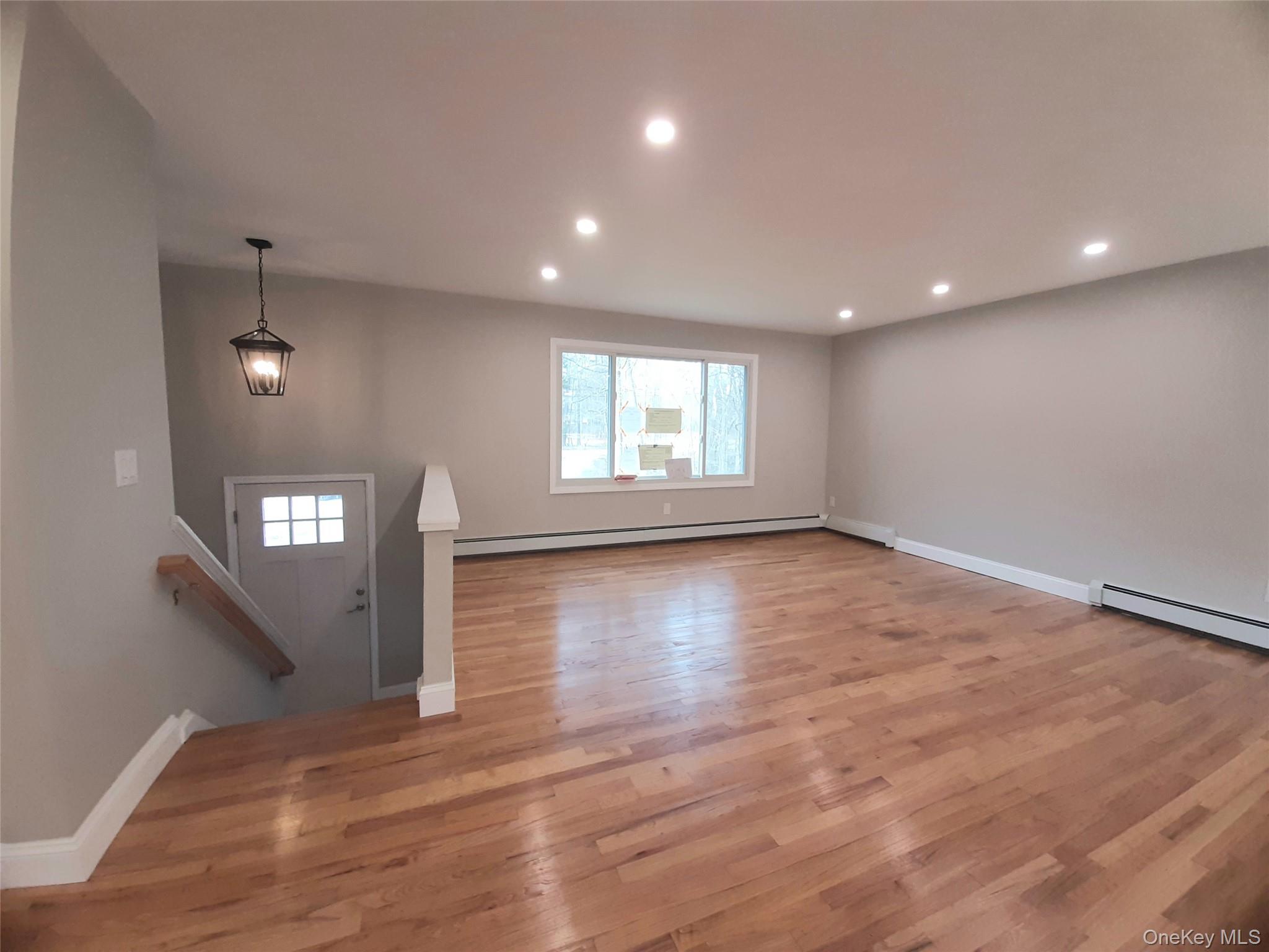 #4 photo, 38 Pine Woods Road, Hyde Park , NY 12538