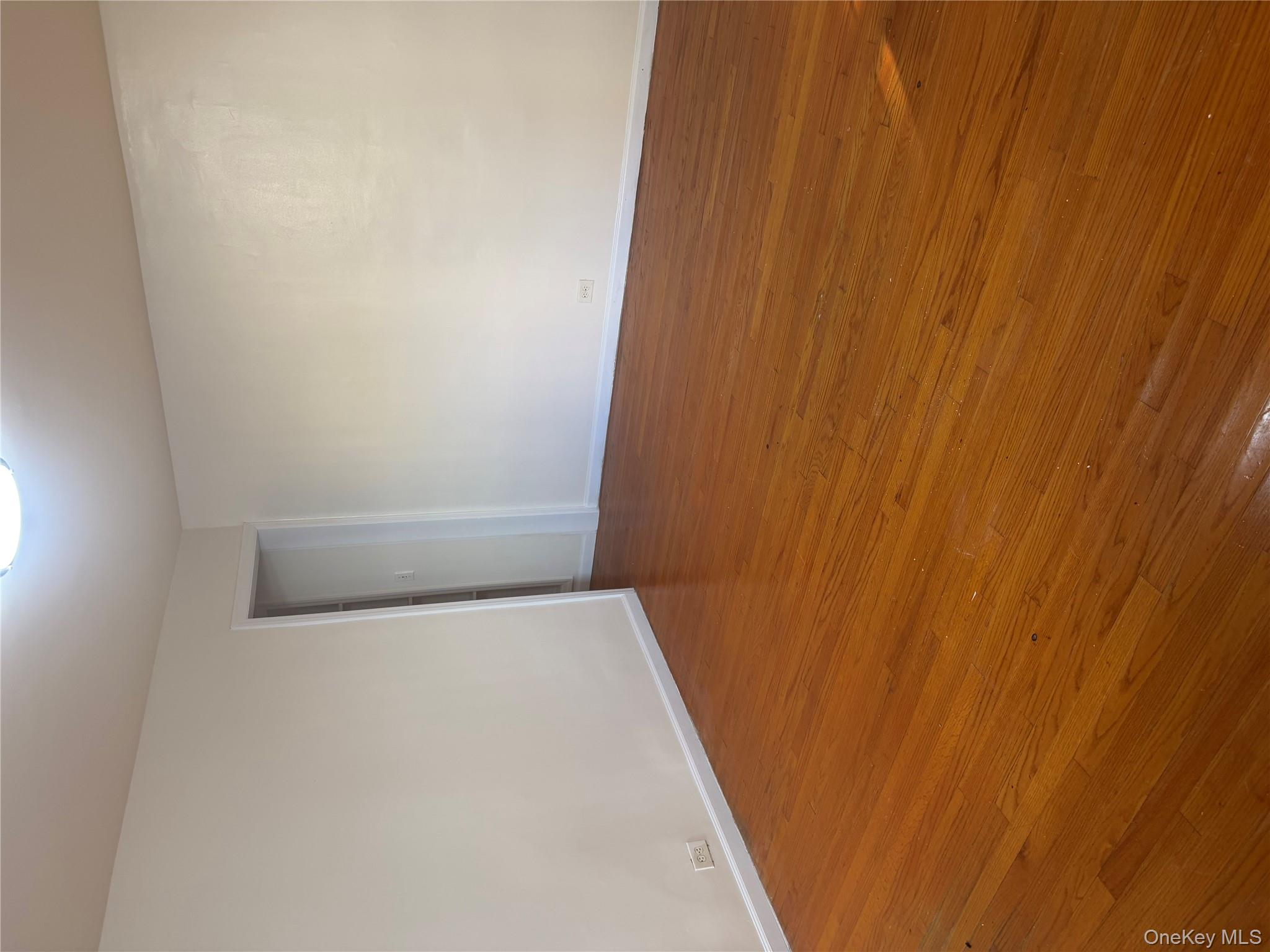 #5 photo, 11 Lawrence Street, Yonkers , NY 10705