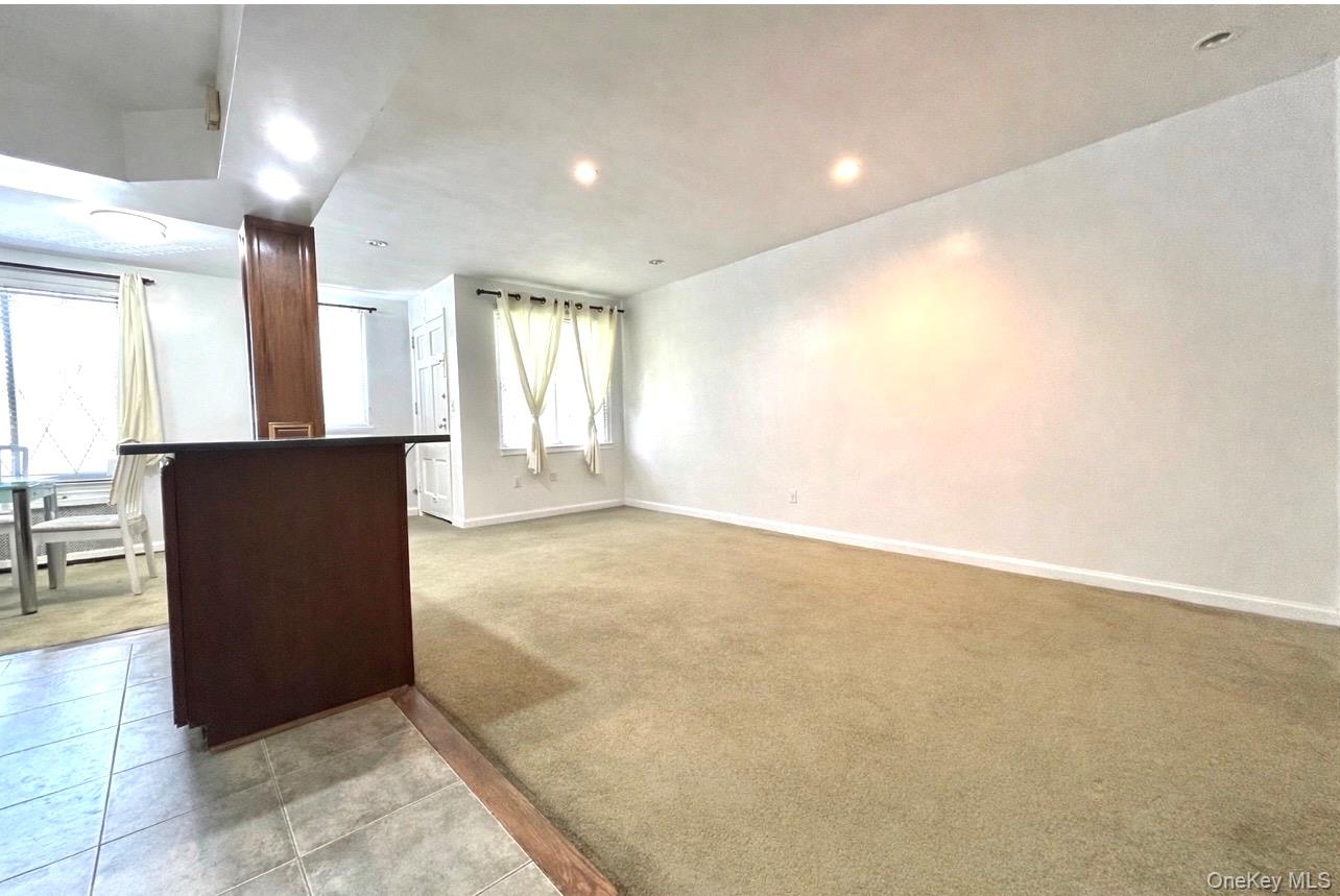 #7 photo, 84-52 57th Avenue, Elmhurst , NY 11373