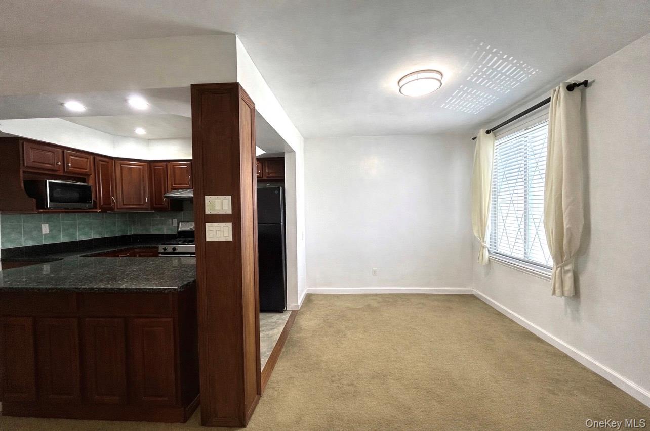 #8 photo, 84-52 57th Avenue, Elmhurst , NY 11373