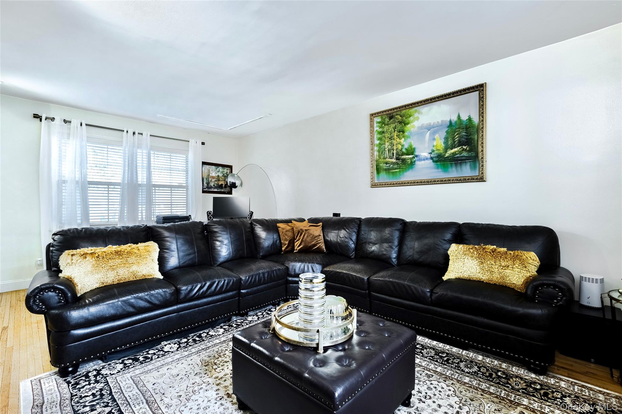 #11 photo, 15 Fieldstone Drive, Hartsdale , NY 10530