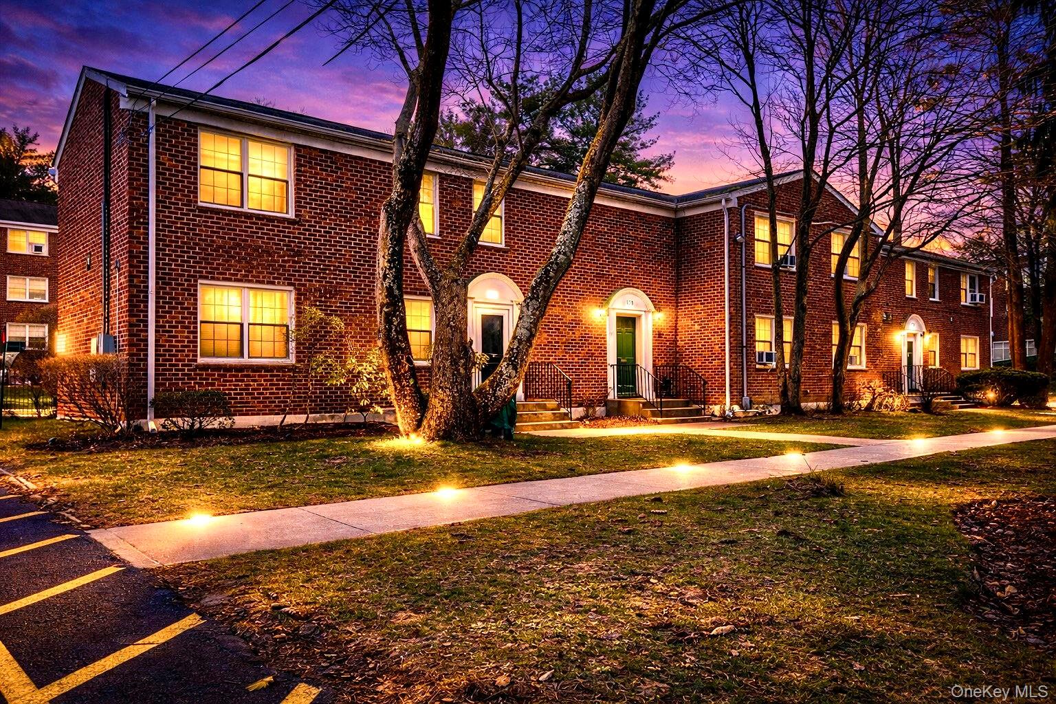 #2 photo, 15 Fieldstone Drive, Hartsdale , NY 10530