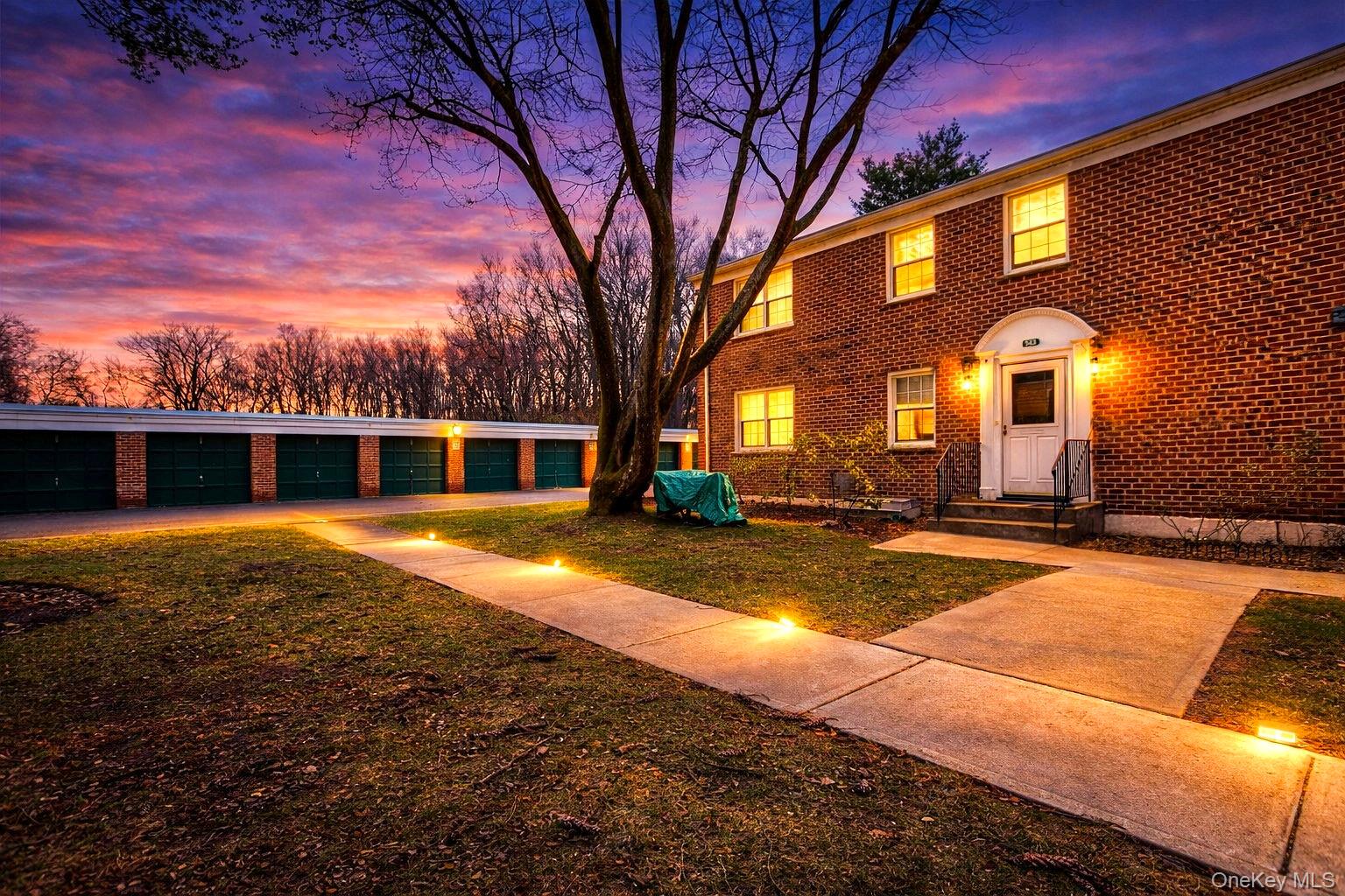 #3 photo, 15 Fieldstone Drive, Hartsdale , NY 10530