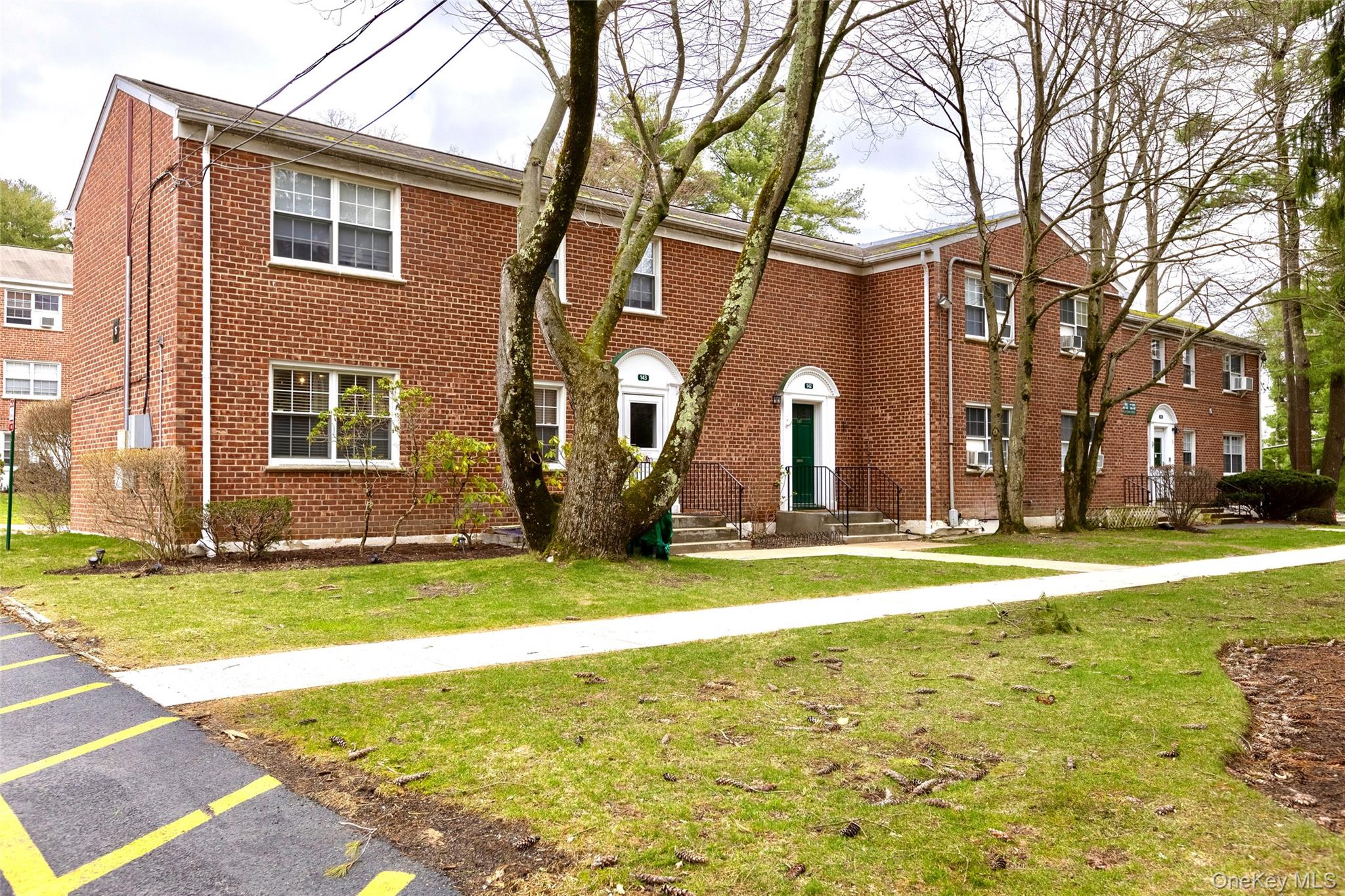 #5 photo, 15 Fieldstone Drive, Hartsdale , NY 10530