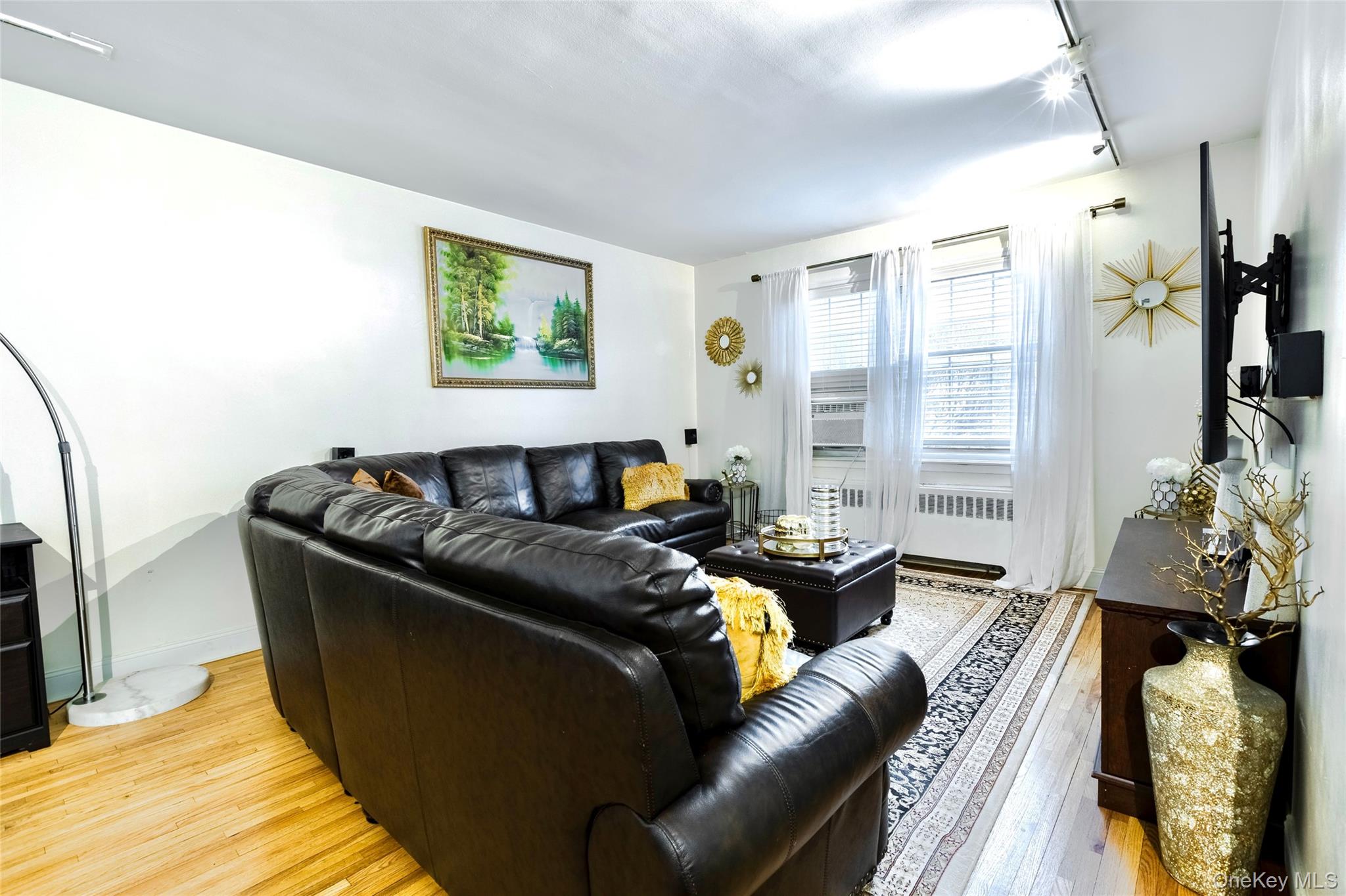 #9 photo, 15 Fieldstone Drive, Hartsdale , NY 10530