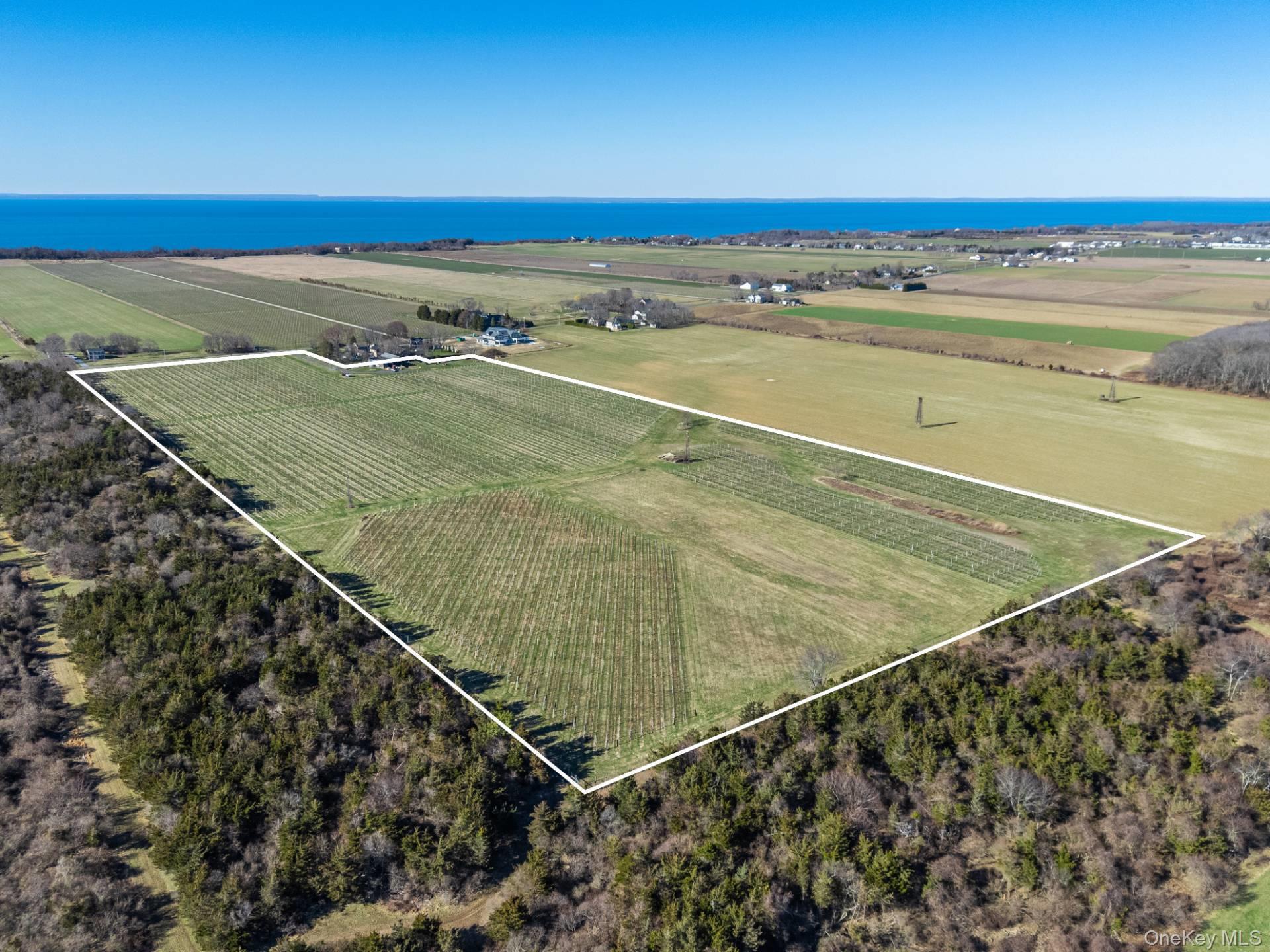 #6 photo, 4100 Oregon Road, Cutchogue , NY 11935