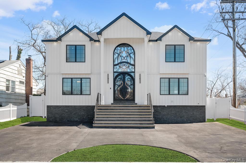 #2 photo, 15 Forest Road, Valley Stream , NY 11581