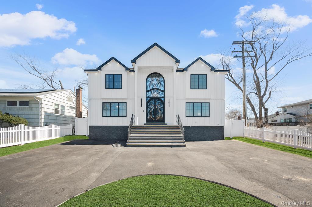 #4 photo, 15 Forest Road, Valley Stream , NY 11581