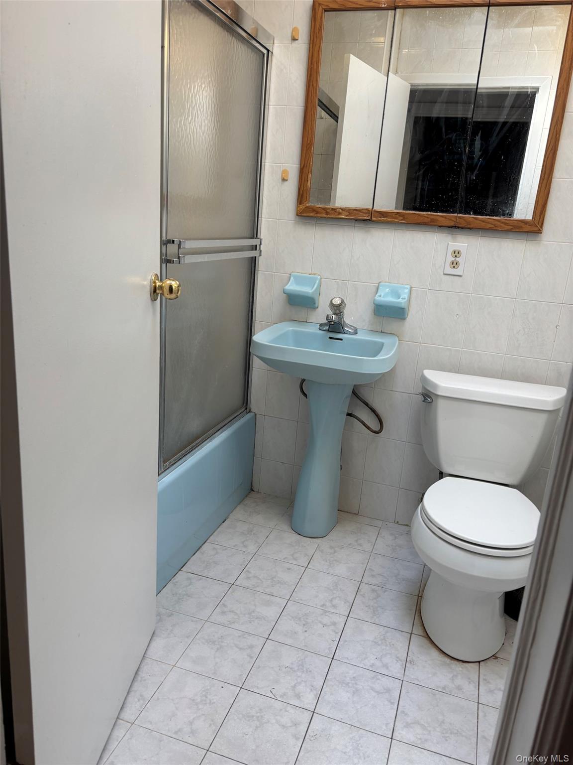 #15 photo, 60-03 146TH Street, Flushing , NY 11355