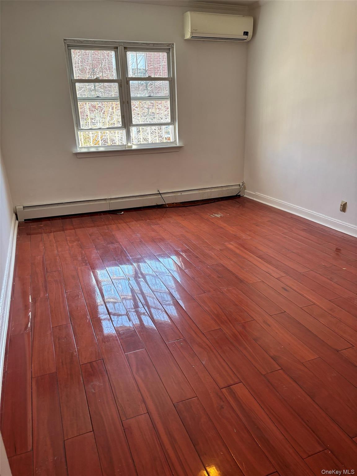 #6 photo, 60-03 146TH Street, Flushing , NY 11355