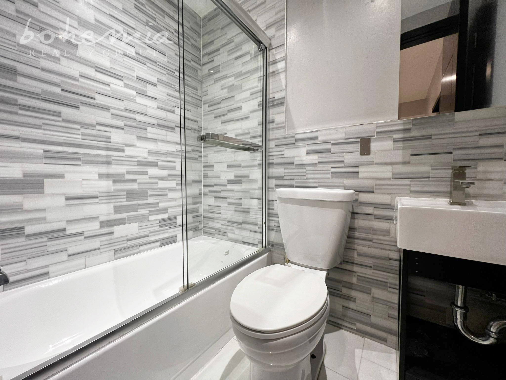 #8 photo, New York City, West Harlem , NY 10026