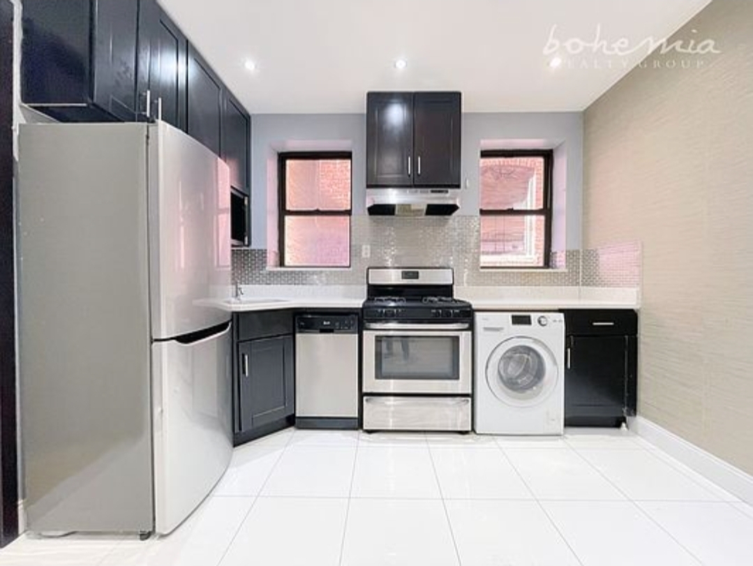 #2 photo, New York City, West Harlem , NY 10026