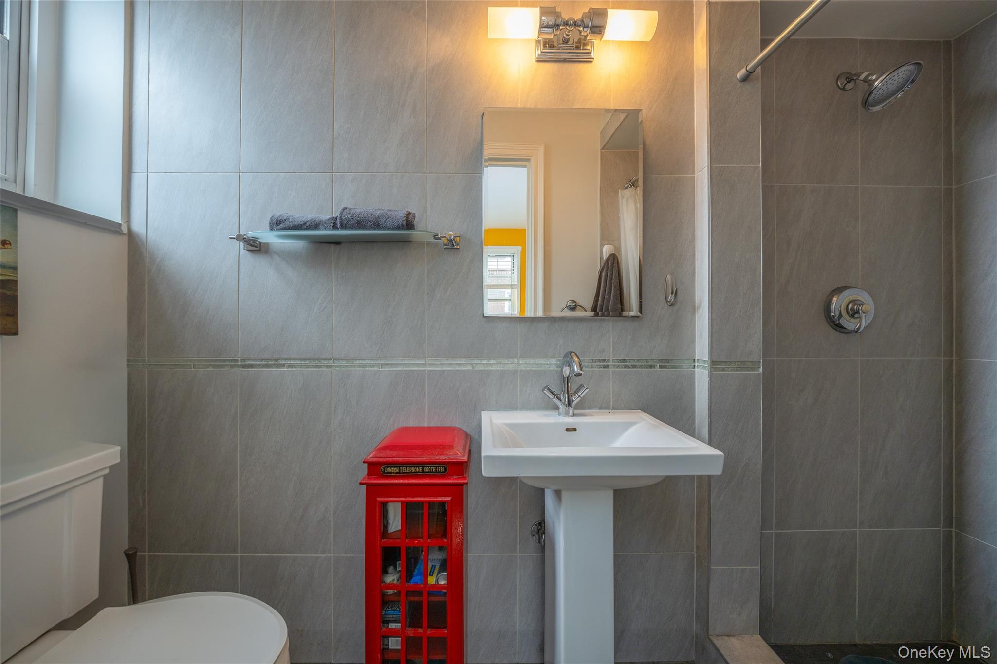 #12 photo, 9 Midland Gardens, Bronxville , NY 10708