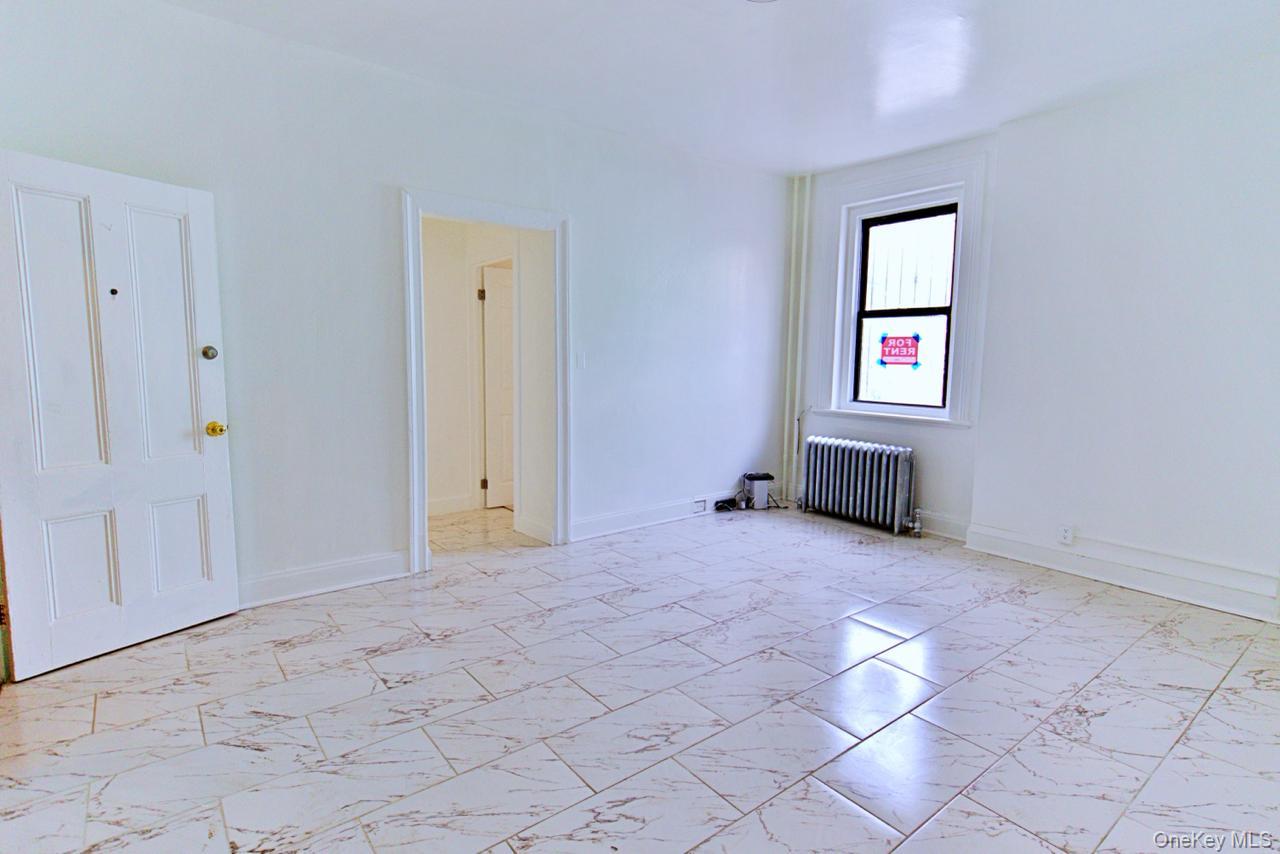 #9 photo, 63 Herriot Street, Yonkers , NY 10701