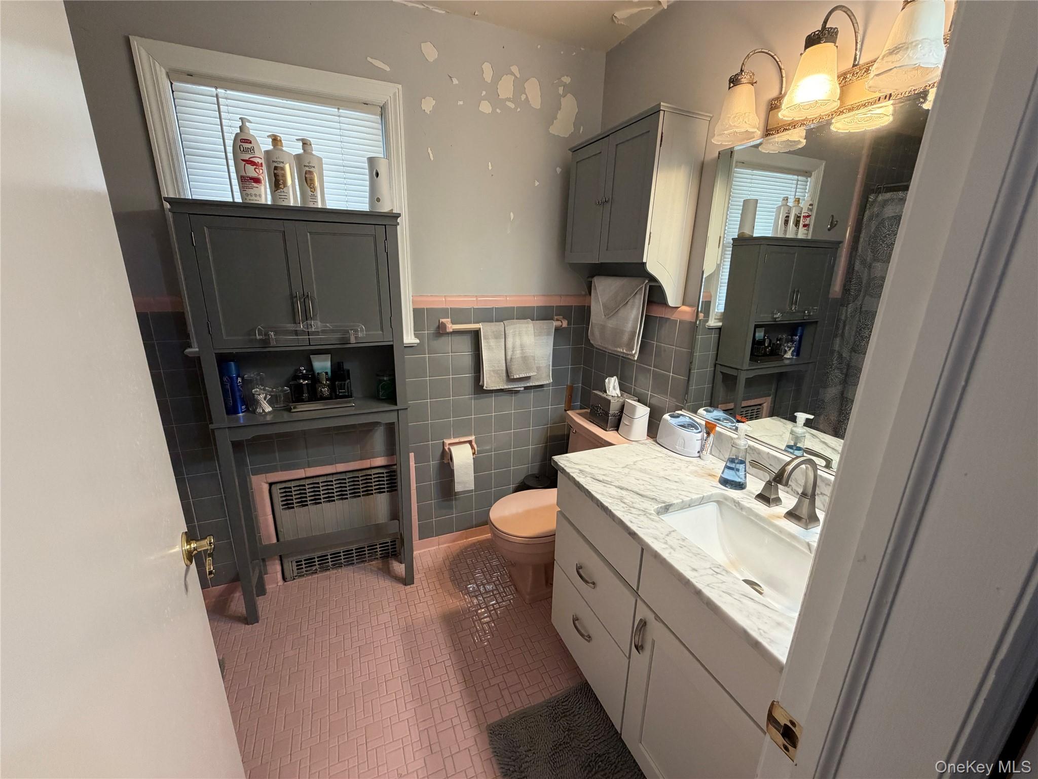 #18 photo, 71 Orange Street, Marlboro , NY 12542