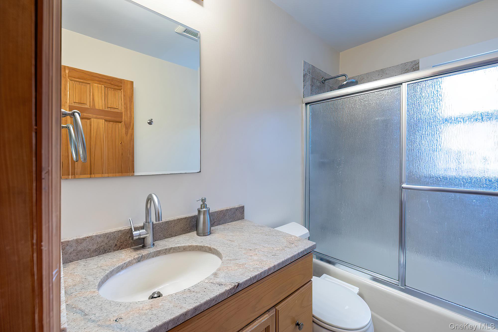 #16 photo, 67 Duell Road, White Plains , NY 10603