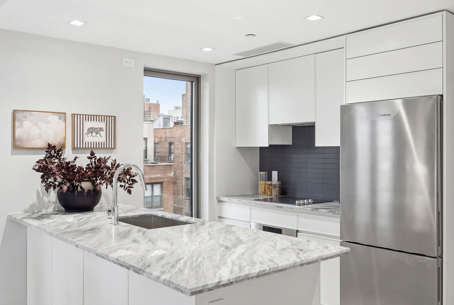 #10 photo, 58-01 Queens Boulevard, クイーンズ区 Woodside , NY 11377