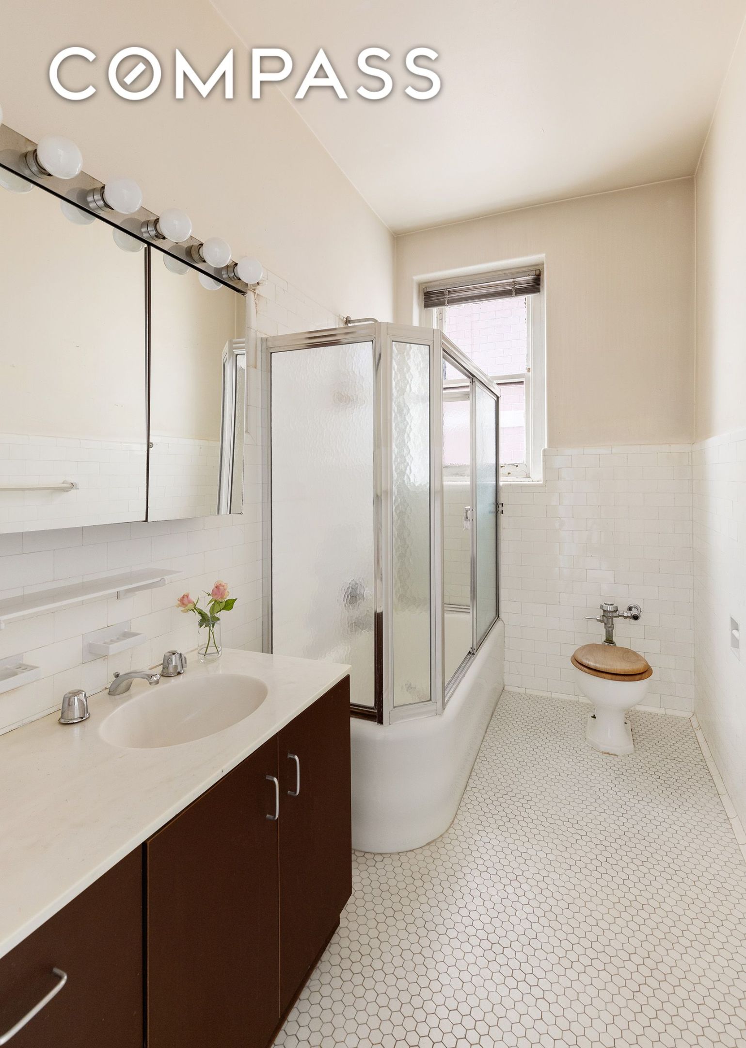 #9 photo, 610 W End Avenue, Upper West Side , NY 10024